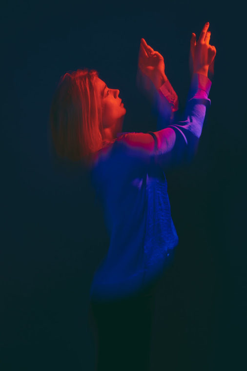 Sina Kochendörfer Tänzerin Studiofotografie duochromatik Christian Palm