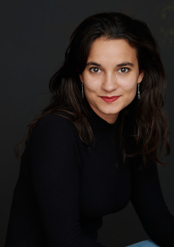 Schöne Frau Studioporträt Farbe