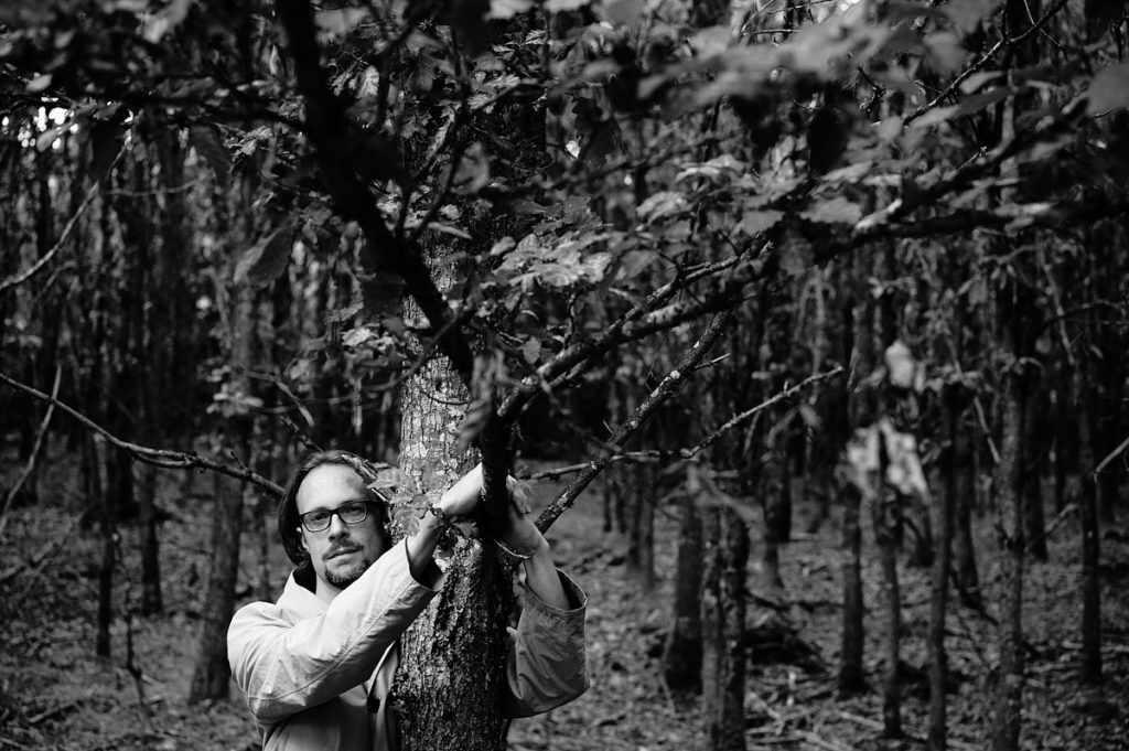 Martin Wistinghausen Portrait Komponist im Wald